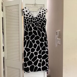 Maggy London sized 8 dress